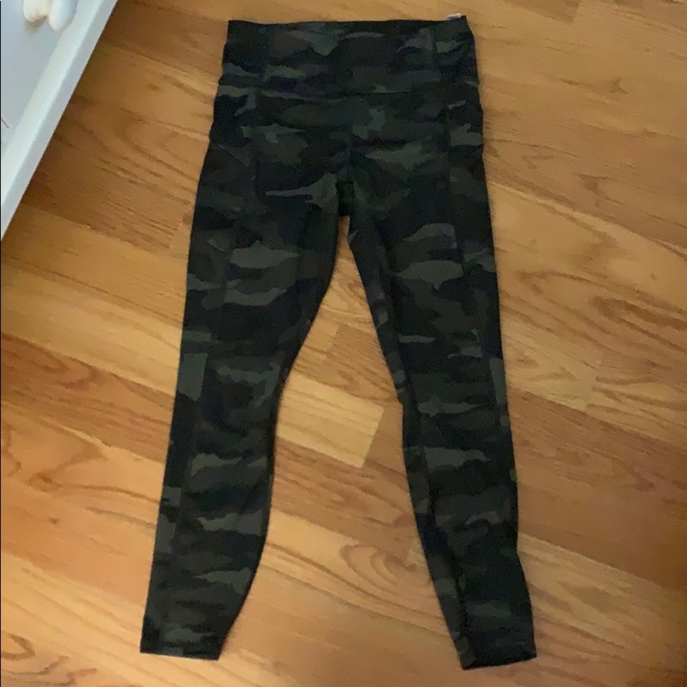 Athleta camo leggings